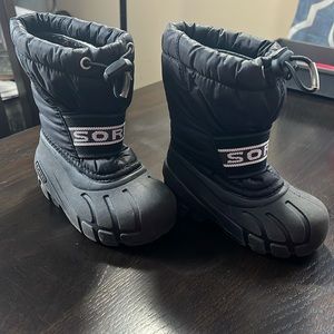 Size 7 children's boots